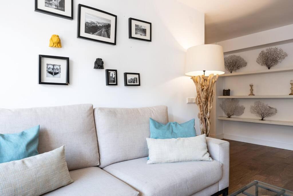 Super Central Malaga Flat With Terrace And Free Parking Exterior foto